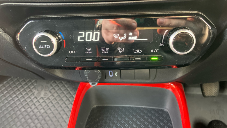 Toyota Aygo X 1.0 VVT-i Edge 5dr Petrol Hatchback